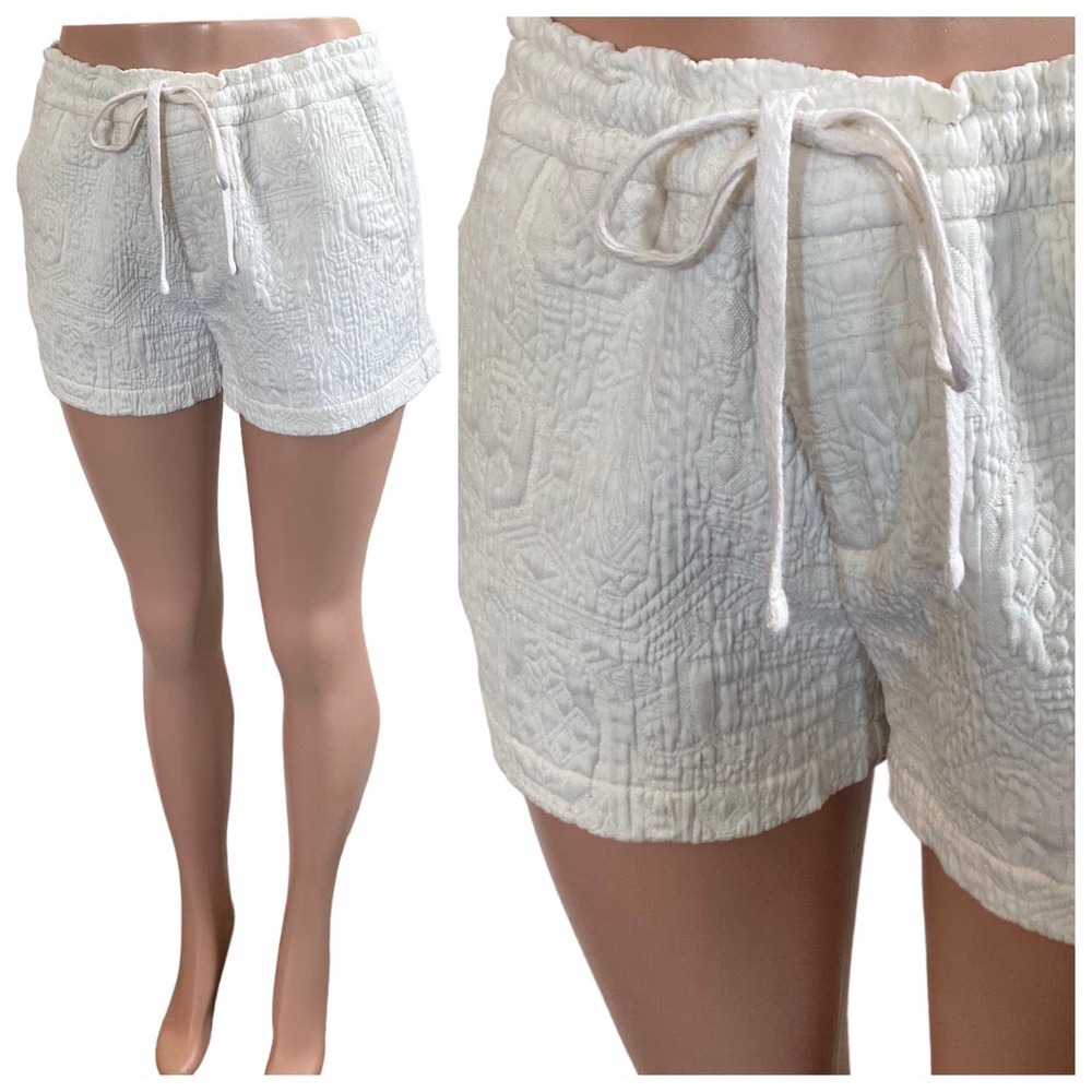 LOU & GREY Cream Jacquard Drawstring Shorts, size Small - Picture 2 of 10